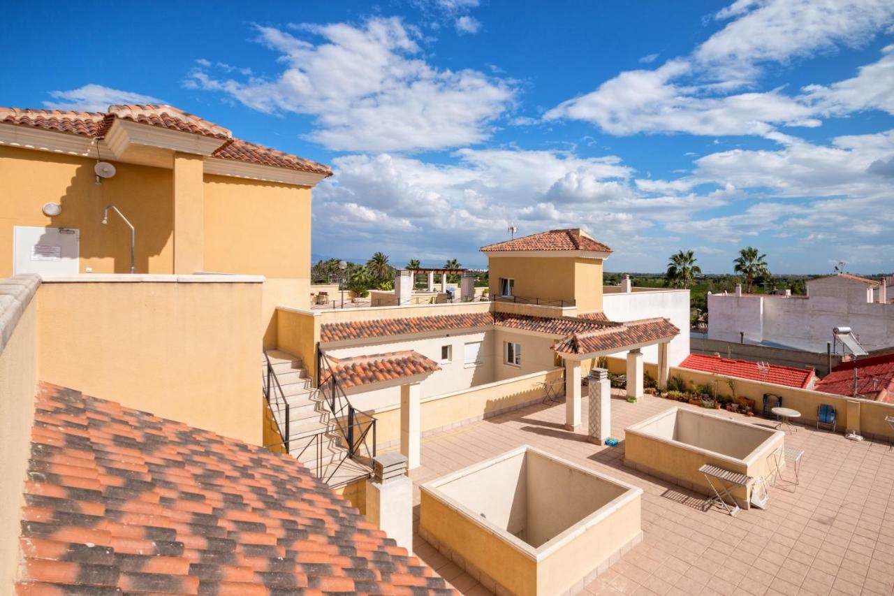 Residential Jardin Del Pintor - La Casa Amarilla Apartment Jacarilla Exterior photo
